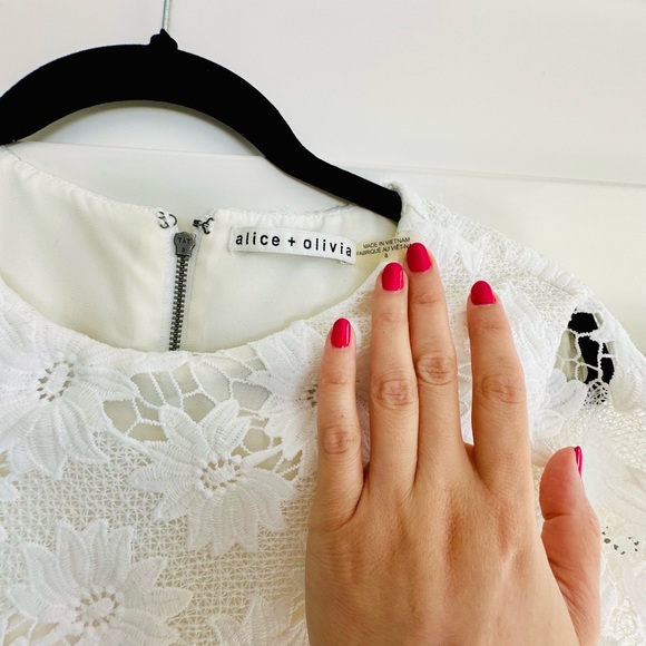 Alice + Olivia Karen Lace Mini Dress size 8 - Picture 8 of 11